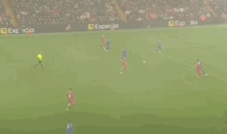1735255845069035248.gif 开云移动-【英超】萨拉赫哈克波破门,利物浦3比1逆转莱斯特城