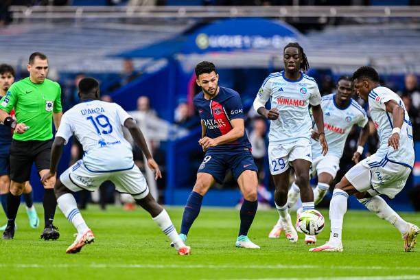 开云平台-巴黎四前锋踢出完美比赛，姆巴佩完美僚机还没上线