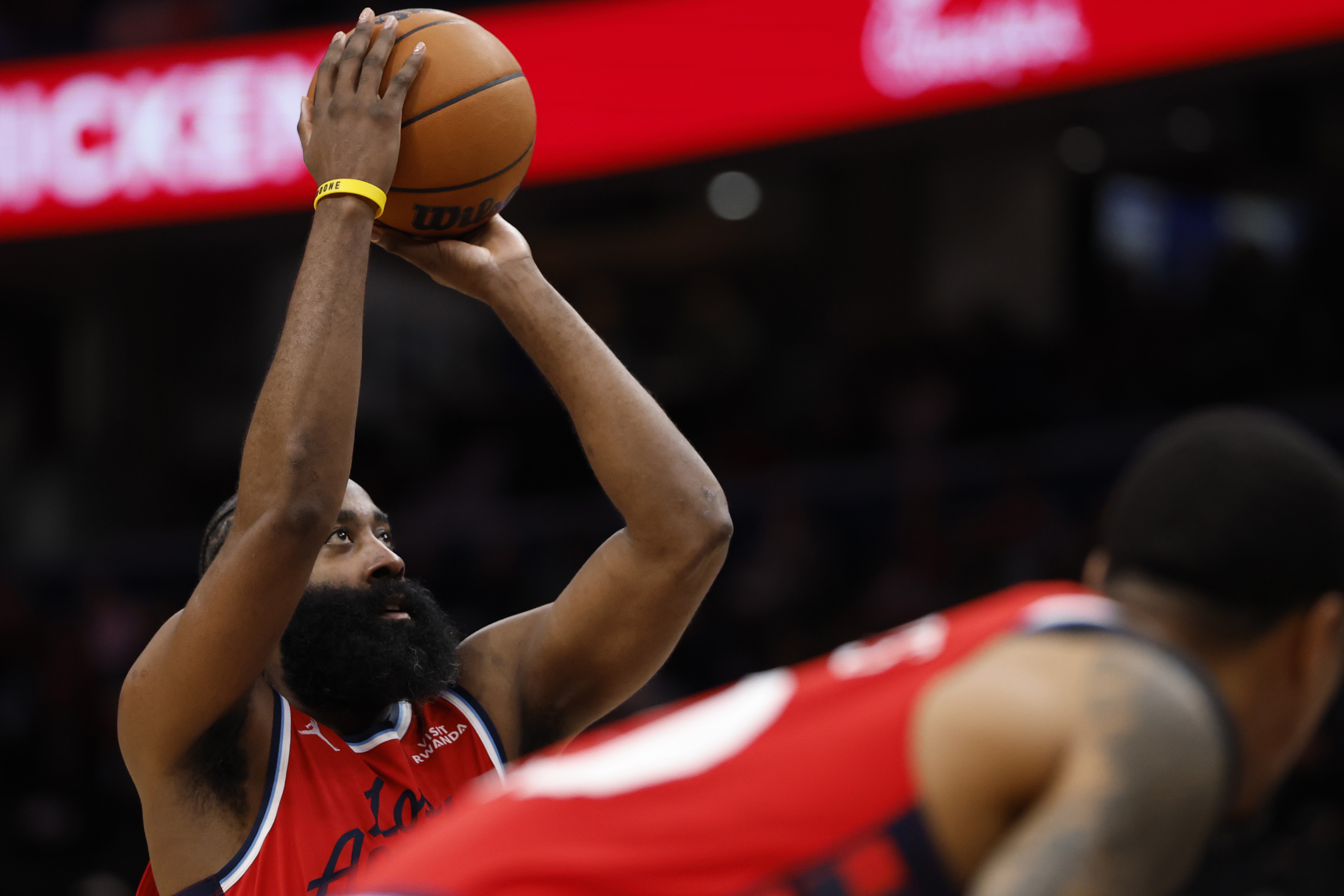 开云移动-东契奇20场45+已跻身历史前15 哈登现役第一 MJ第2&amp;落后榜首100场