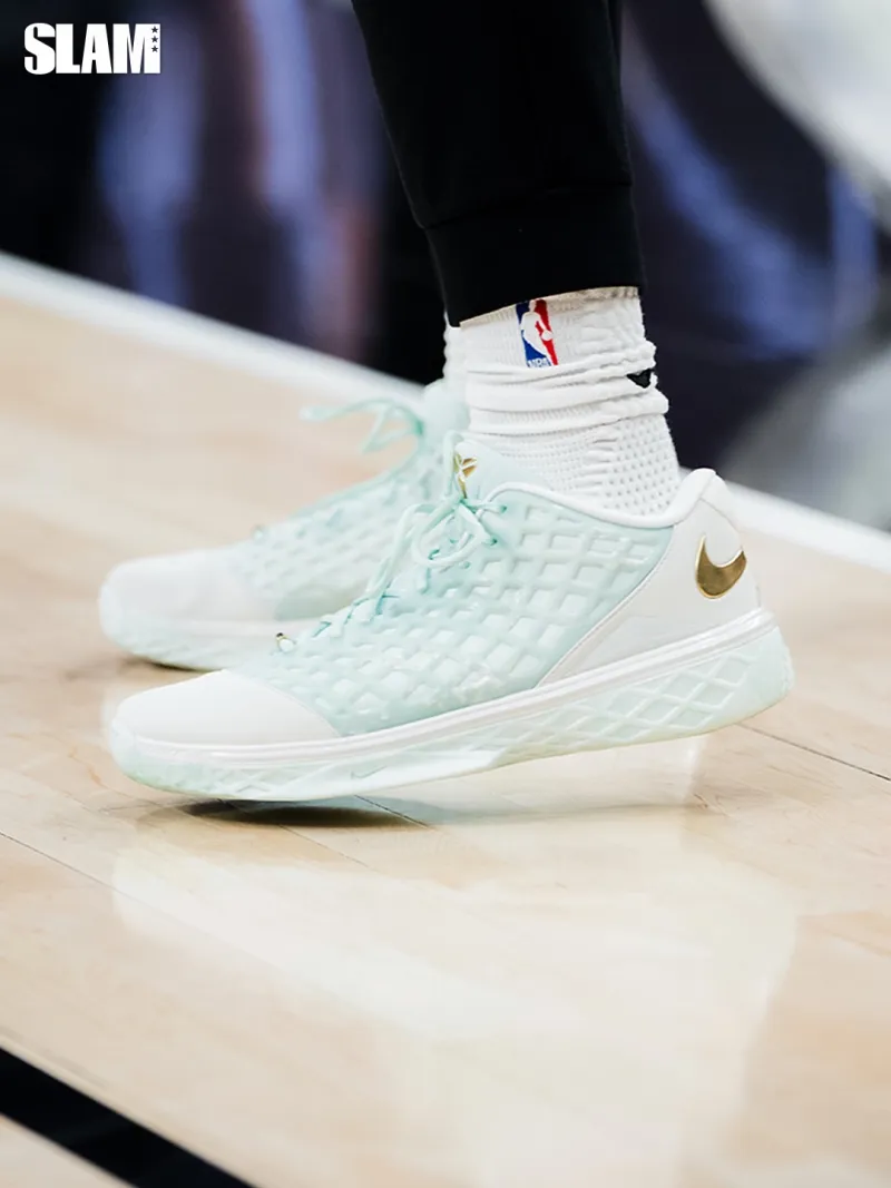 开云应用-布伦森换穿Kobe3Low&Kobe6,砍下30分3篮板2助攻
