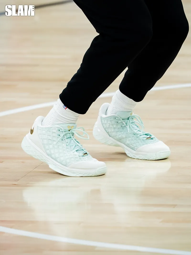 开云应用-布伦森换穿Kobe3Low&Kobe6,砍下30分3篮板2助攻